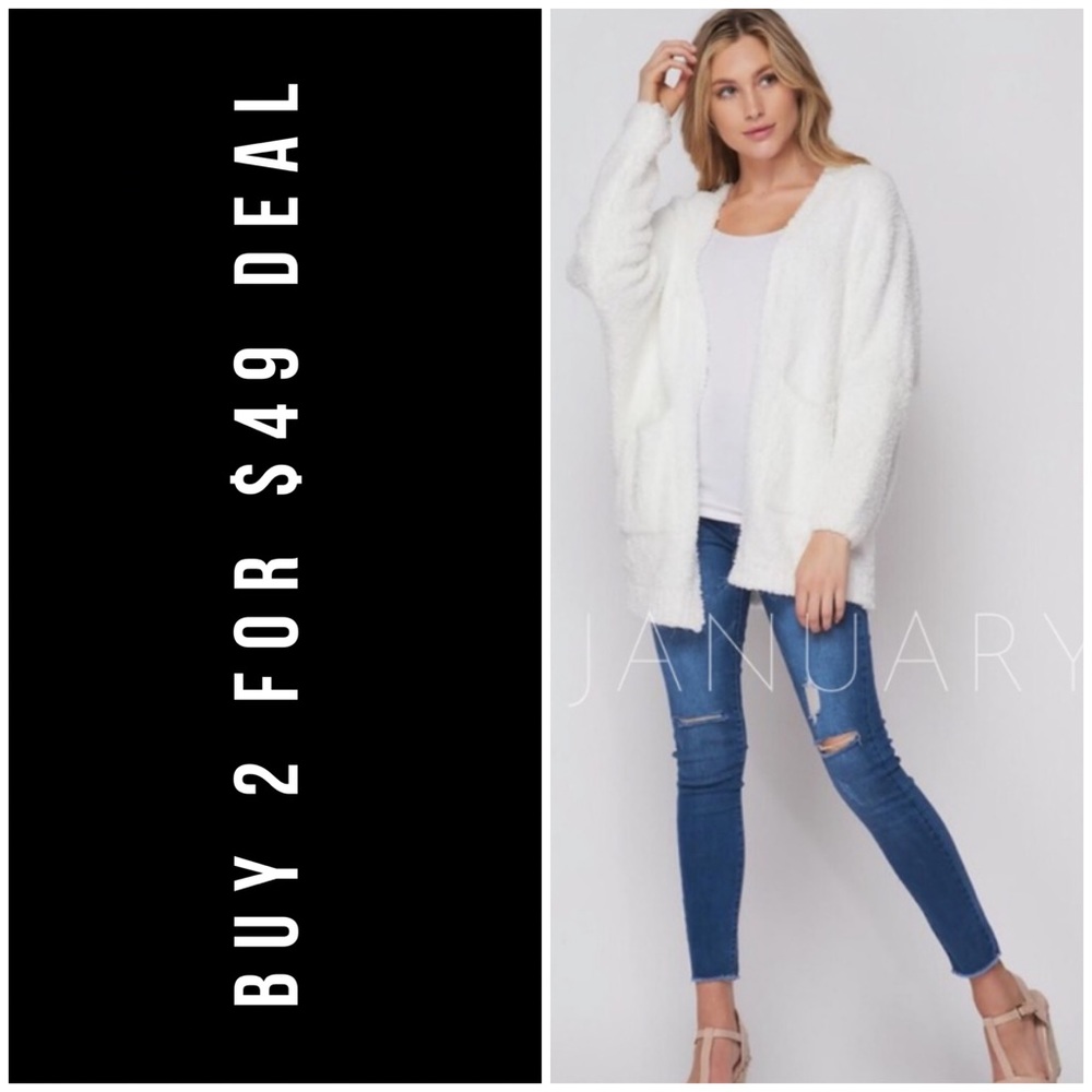 ❄️WHITE FLEECE CARDIGAN
